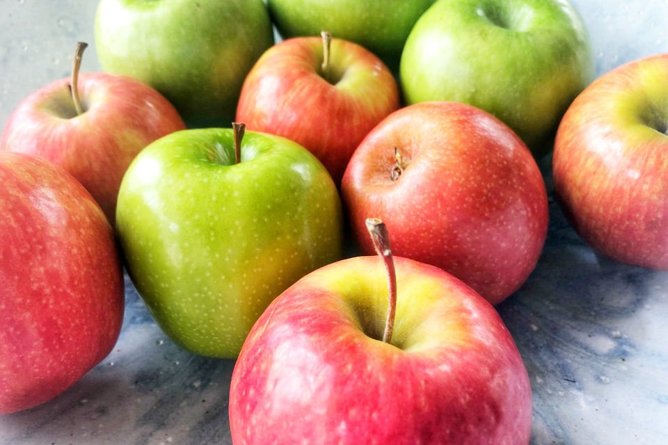 Apples