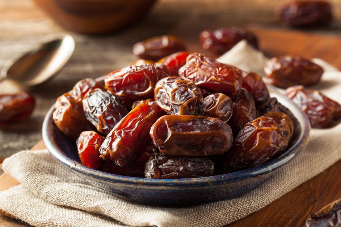 Dates - Cafe x MOSAIC