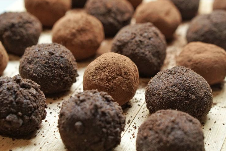 Dark Chocolate balls